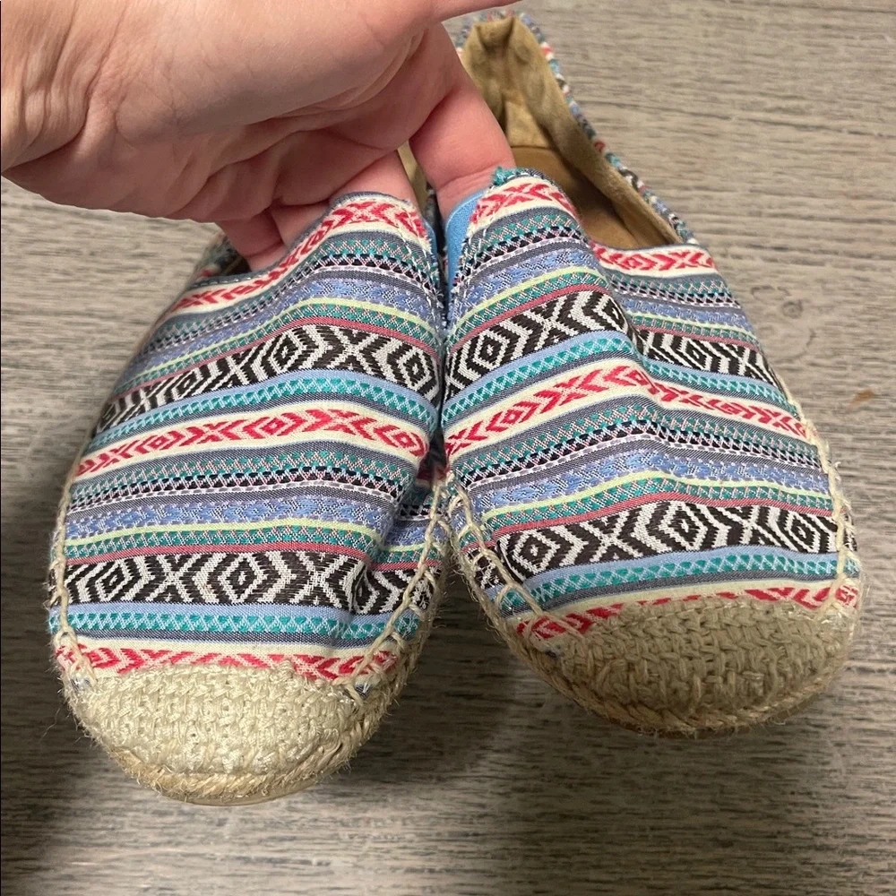 Minnetonka Women's Pam Espadrille‎ Size 8
